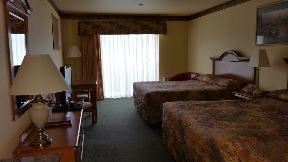 Palace Inn & Suites Линкольн-Сити Экстерьер фото