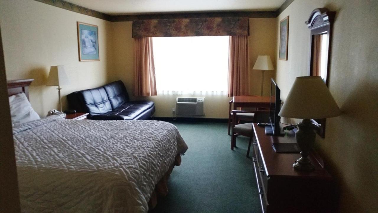Palace Inn & Suites Линкольн-Сити Экстерьер фото