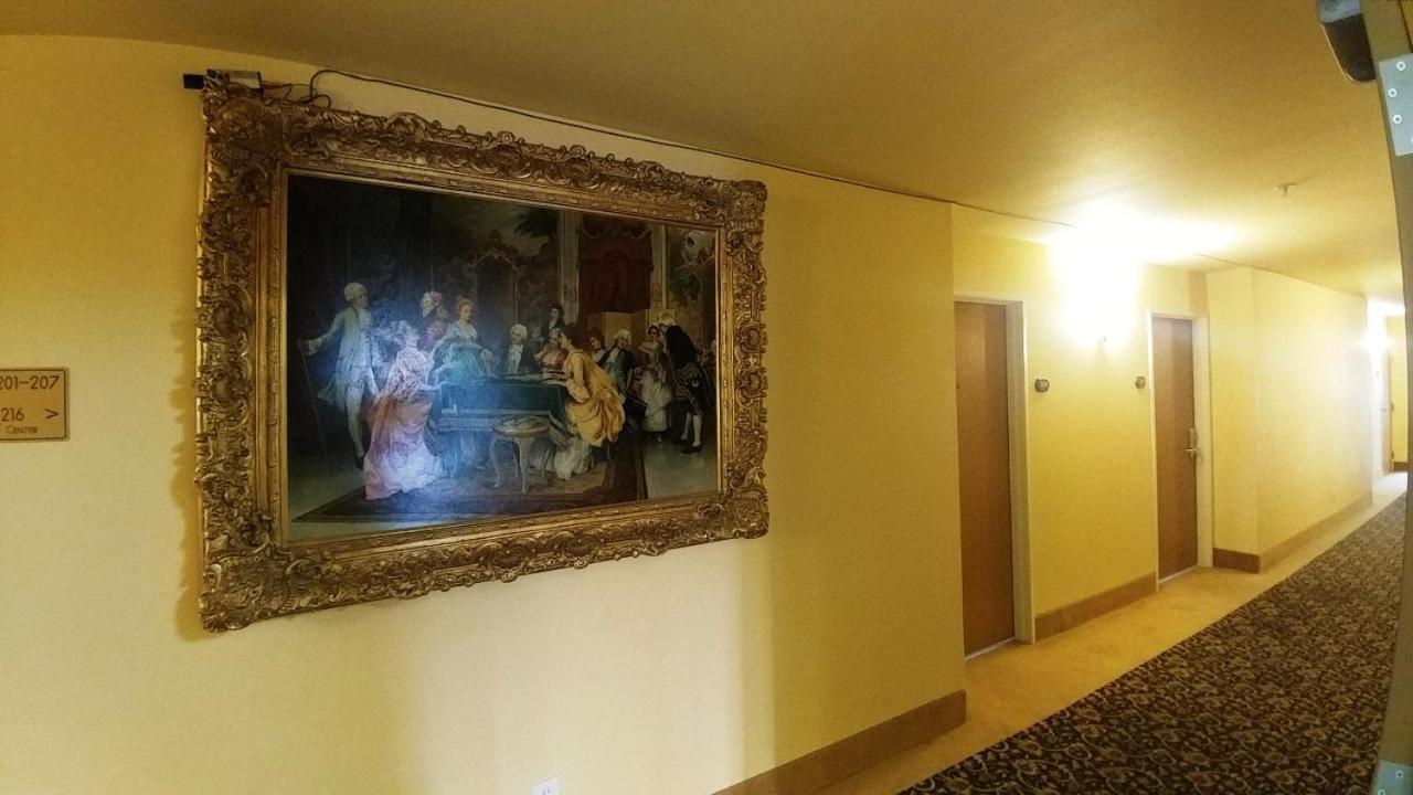 Palace Inn & Suites Линкольн-Сити Экстерьер фото