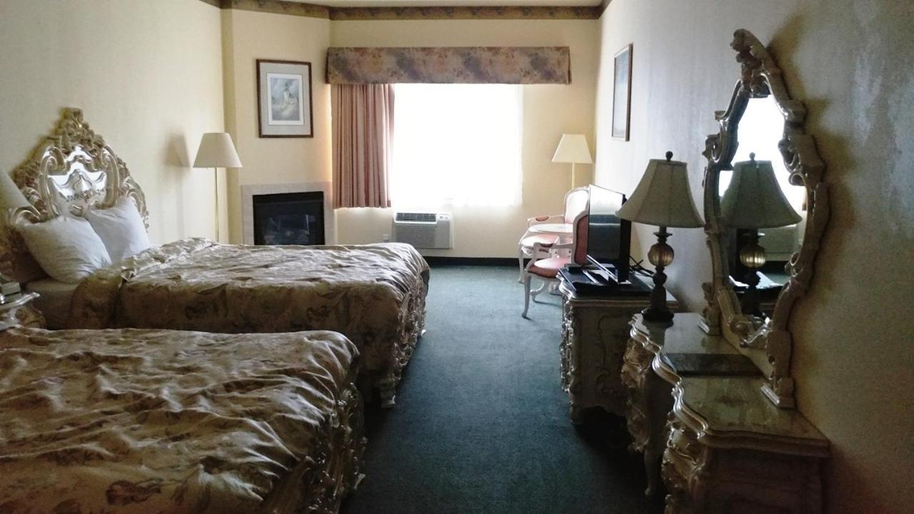 Palace Inn & Suites Линкольн-Сити Экстерьер фото